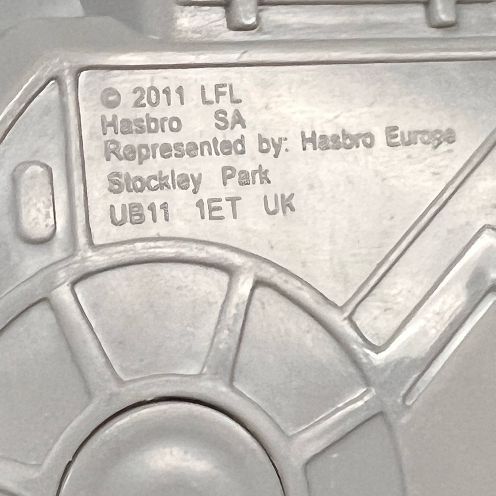 2011 Hasbro Star Wars Millennium Falcon Playskool Galactic Heroes Ship w Figures - Picture 11 of 11